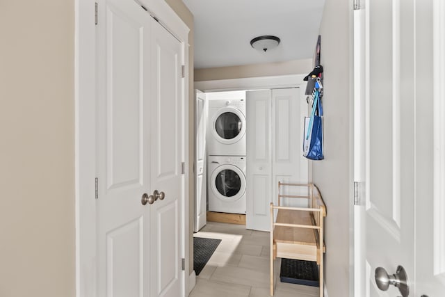 8 Macintosh Ln, Lewiston, ME 04240 - washroom featuring stacked washer / dryer