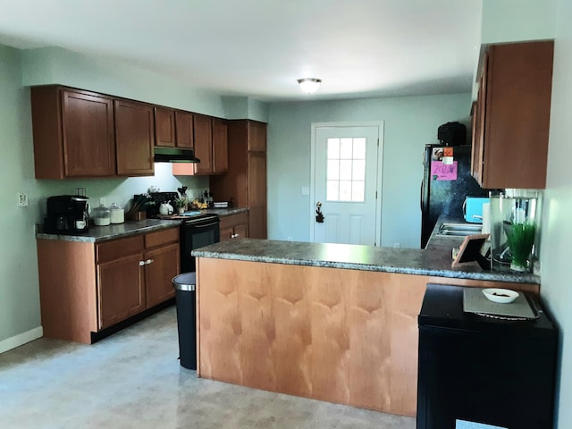 51 Bunker Hill Rd, Jefferson, ME 04348 - kitchen featuring extractor fan, black appliances, a peninsula, dark countertops, and a sink