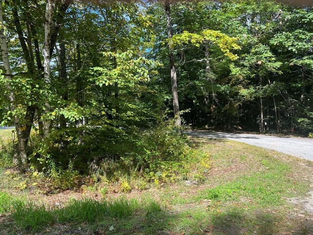 87 Par Four Dr, Auburn, ME 04210