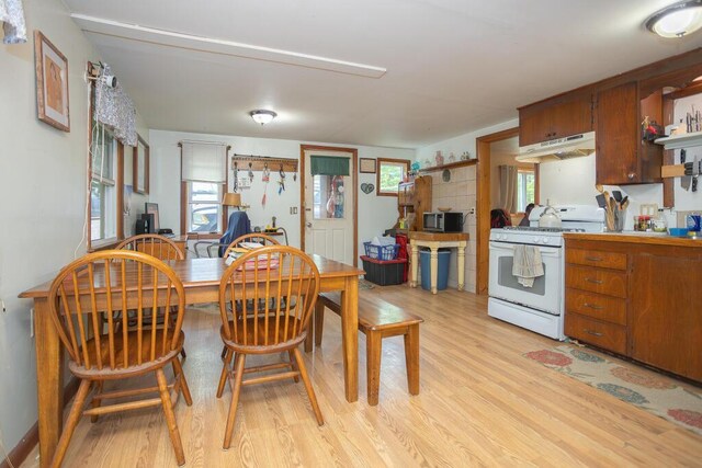 558 Temple Rd, Wilton, ME 04294