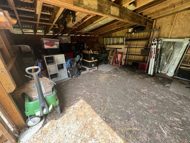 1007 Old Stage Rd, Woolwich, ME 04579 - view of garage