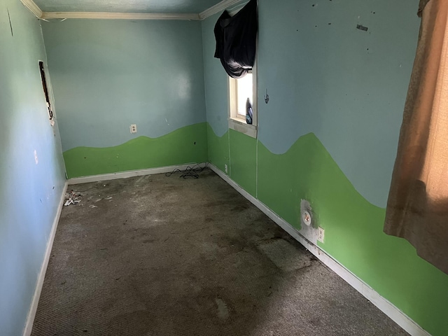 700 Warren Hill Rd, Palmyra, ME 04965 - carpeted empty room featuring baseboards and crown molding
