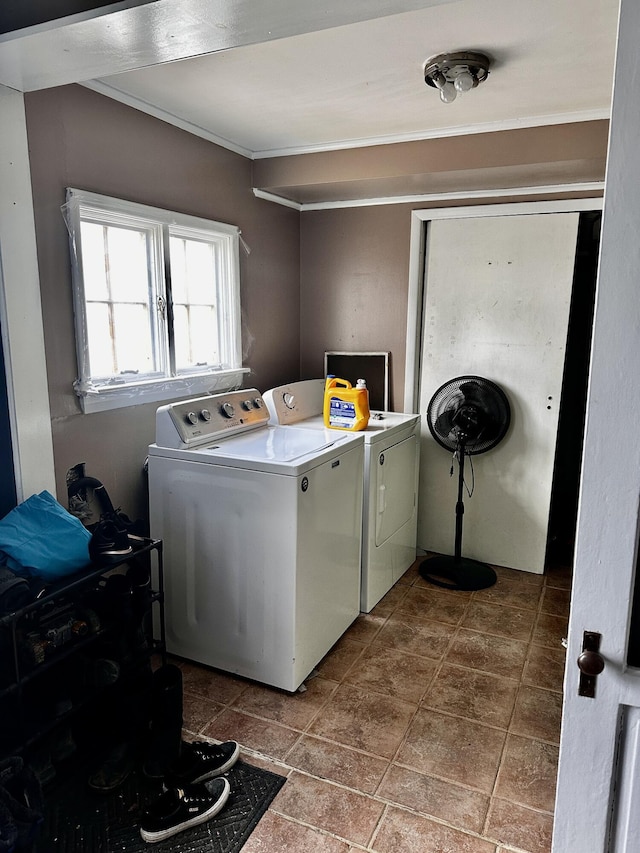 33 Washington St, Caribou, ME 04736 - laundry room with independent washer and dryer and ornamental molding