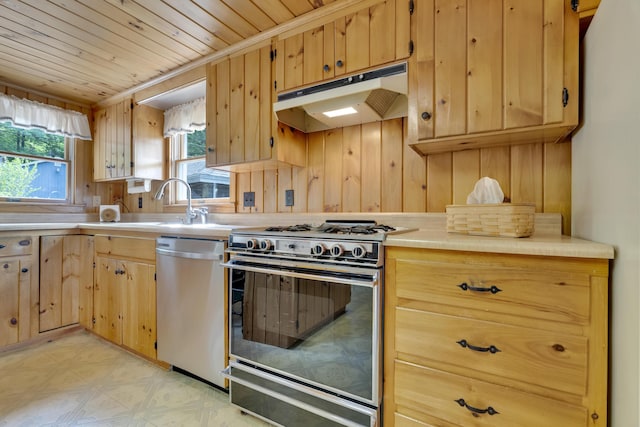 67-68 Spencer Ln, Lebanon, ME 04027