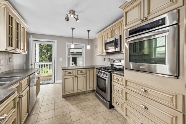 34 Holmes St, Rockland, ME 04841 - photo 26