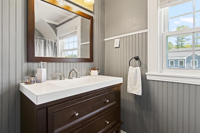 797 Main St, South Portland, ME 04106 - full bathroom with vanity