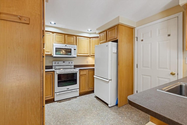 7 Garnet Dr Unit 29, Topsham, ME 04086 - photo 25