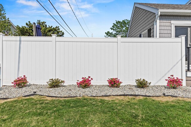 27 Seaside Ave, Saco, ME 04072 - view of yard