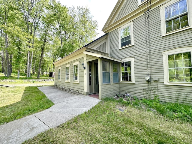 13 Mountain Rd, Newfield, ME 04095 - view of side of property with a lawn