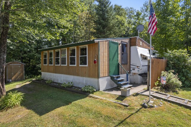 32 Fox Den Ln, Warren, ME 04864 - photo 1