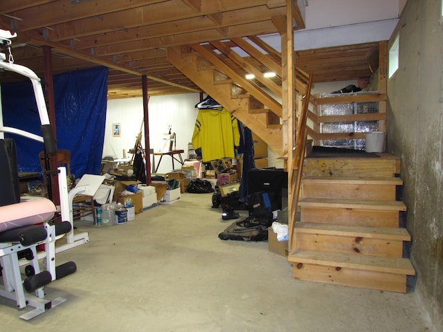 155 Crystal Cv, Waldoboro, ME 04572 - below grade area with stairs
