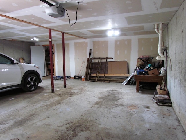 155 Crystal Cv, Waldoboro, ME 04572 - garage with a garage door opener