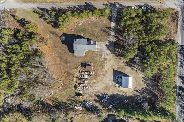 6 Jackson Ln, Kennebunk, ME 04043