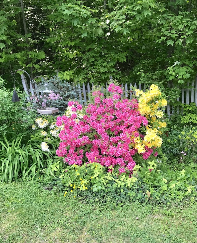 129 Lawrence Rd, Gray, ME 04039 - exterior view