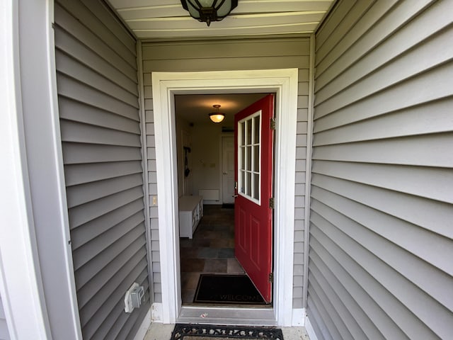 12 Cromwell Dr, Orono, ME 04473 - entrance to property