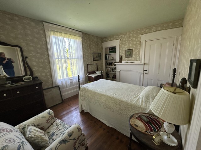 87 N Rd, Matinicus Isle Plt, ME 04851 - bedroom featuring wallpapered walls and hardwood / wood-style floors