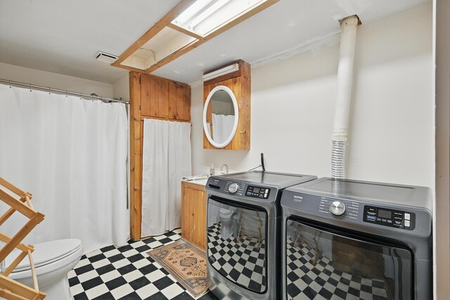 14 Greenleaf Ln, Monmouth, ME 04259 - washroom with light flooring and washer and clothes dryer