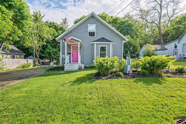 194 Larkin St, Bangor, ME 04401 - view of bungalow-style house