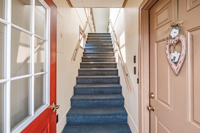 276 Hill St, Biddeford, ME 04005 - photo 37