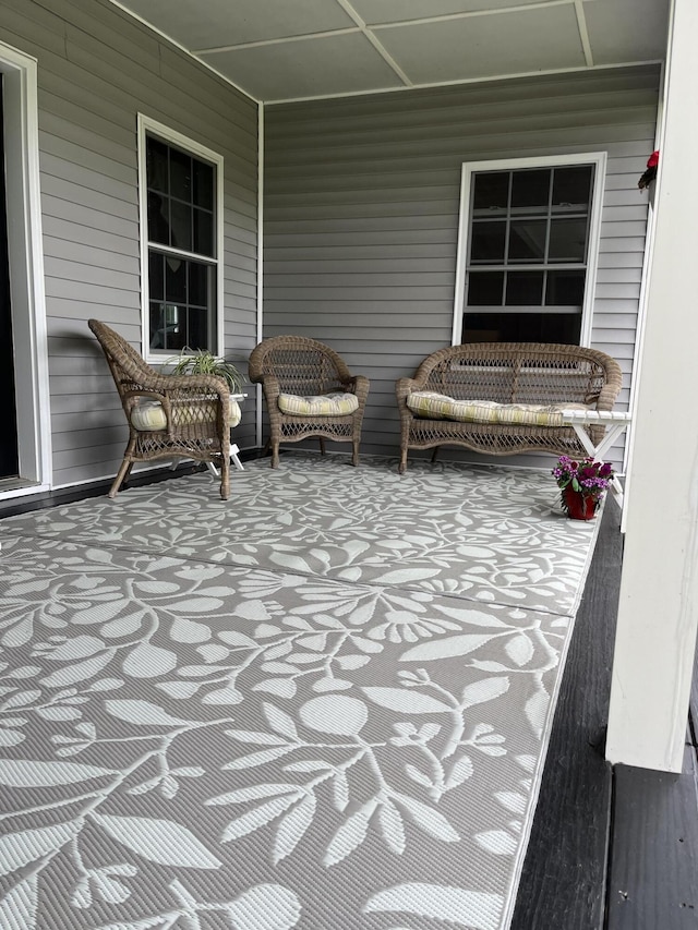 25 Raccoon Rd, Cushing, ME 04563 - view of covered porch