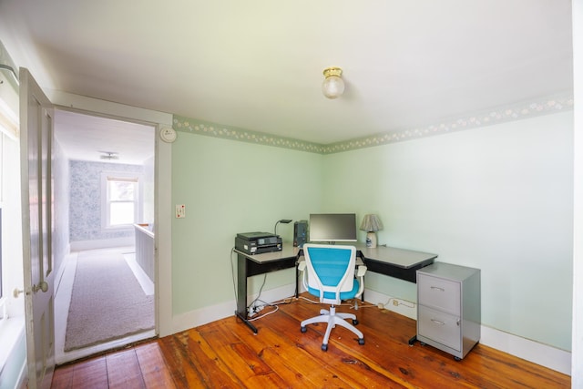 33 Neally St, South Berwick, ME 03908 - home office with hardwood / wood-style floors and baseboards