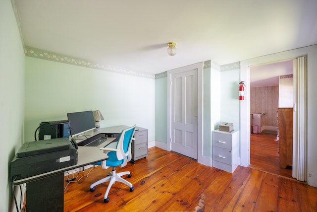 33 Neally St, South Berwick, ME 03908 - office space with hardwood / wood-style floors and baseboards