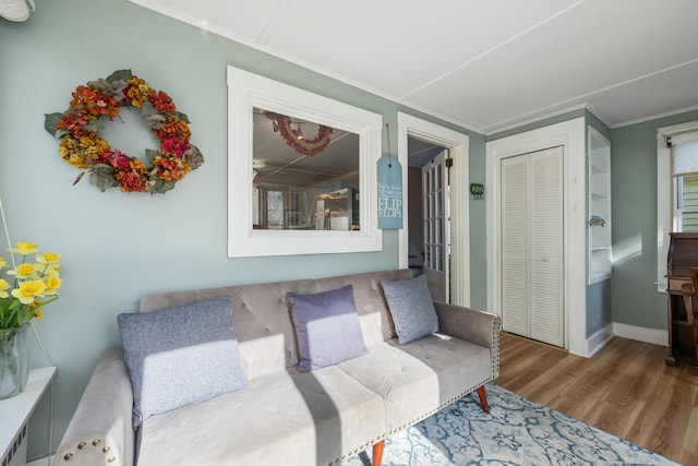 75 Ledgelawn Ave, Bar Harbor, ME 04609 - living room with wood finished floors and crown molding