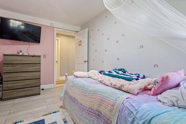 14 Cessna Way, Naples, ME 04055