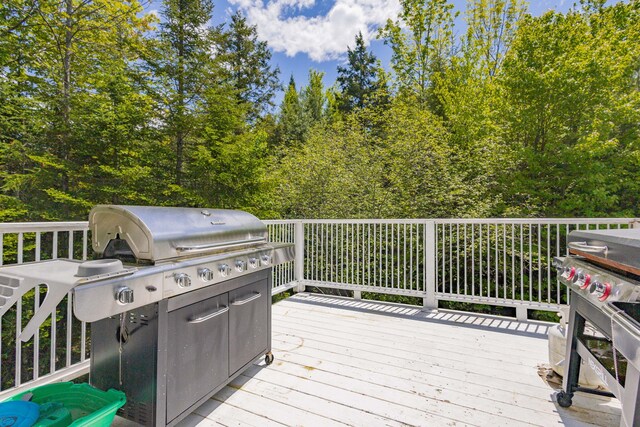 14 Cessna Way, Naples, ME 04055