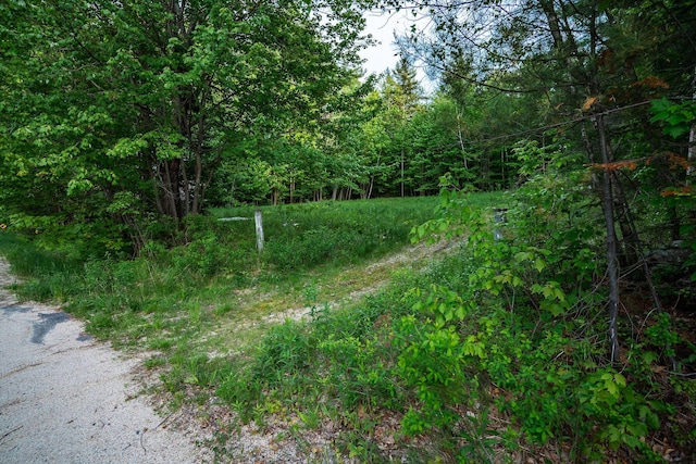 712 Main St, Sumner, ME 04292