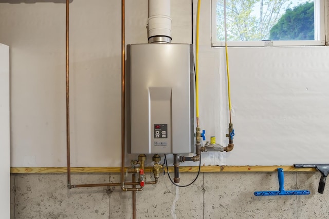 216 Monroe Rd, Winterport, ME 04496 - utilities with tankless water heater