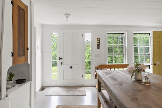 37 Walker Rd, Boothbay, ME 04537 - view of entrance foyer