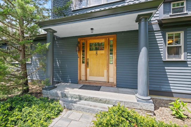 72 Vine St, South Berwick, ME 03908 - entrance to property with covered porch