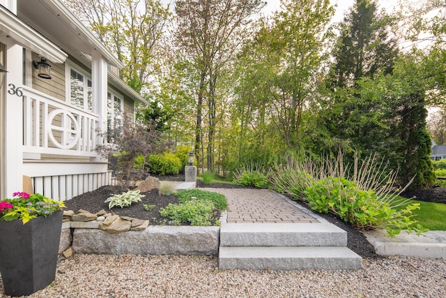 36 Bayberry Ave, Kennebunk, ME 04043 - view of yard