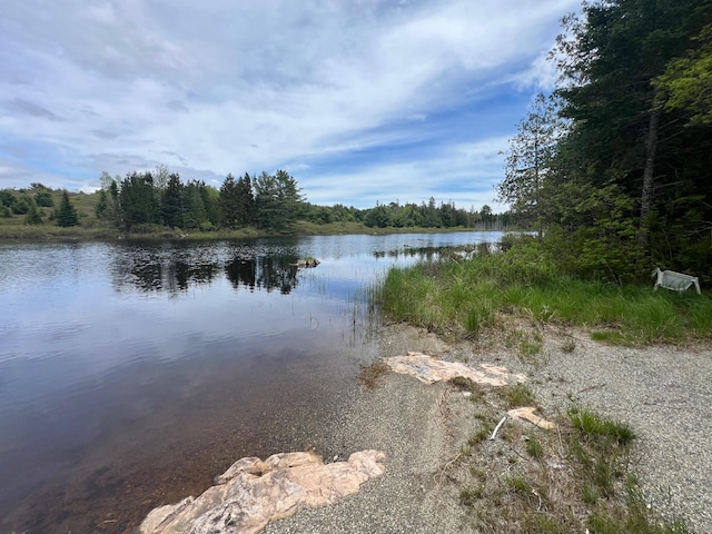 35 Old Mill Stream Rd, Sullivan, ME 04664