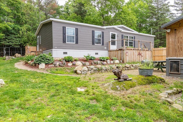833 Sedgwick Ridge Rd, Sedgwick, ME 04676 - manufactured / mobile home with crawl space