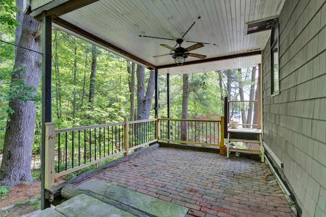 30 Otter Cove Ln, North Berwick, ME 03906 - unfurnished sunroom featuring a ceiling fan