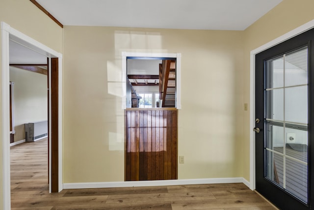 30 Otter Cove Ln, North Berwick, ME 03906 - hallway with wood finished floors and baseboards