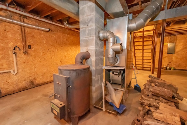 26 Knapp Ave, Milo, ME 04463 - utility room featuring electric panel