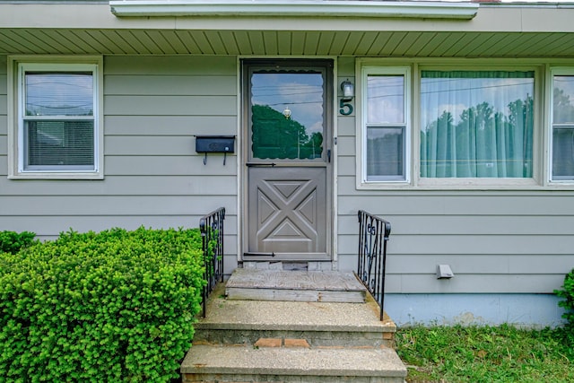 3 Fortier Rd, Lewiston, ME 04240