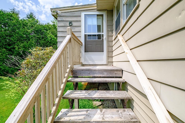 3 Fortier Rd, Lewiston, ME 04240