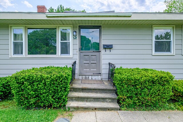 3 Fortier Rd, Lewiston, ME 04240