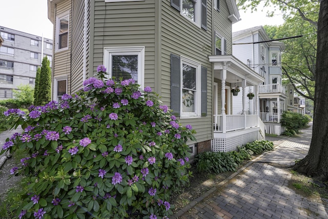 18 Sherman St Unit 4, Portland, ME 04101 - view of side of home