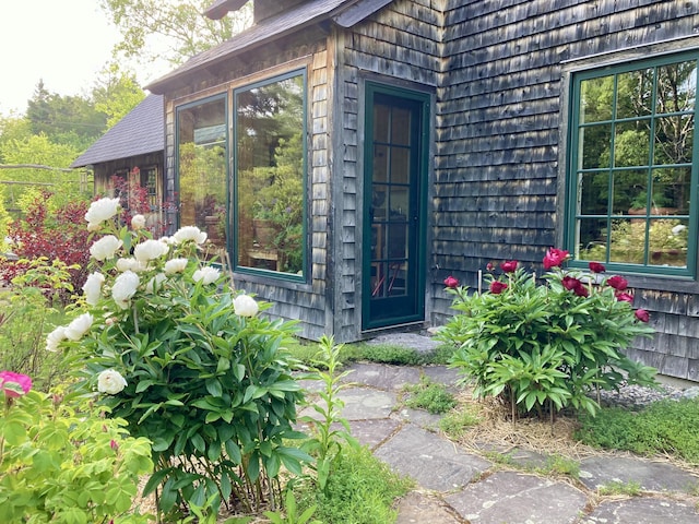 12 Bakers Pt, Steuben, ME 04680 - property entrance