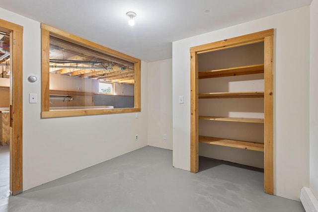 142 Hacker Rd, Brunswick, ME 04011 - interior space