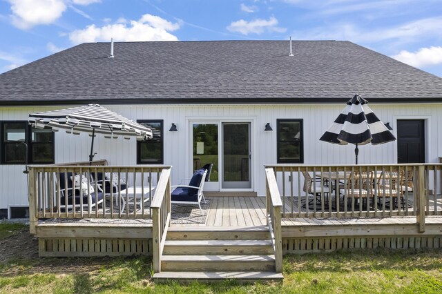 25 Royale Dr, Sidney, ME 04330 - rear view of property featuring a shingled roof and a deck