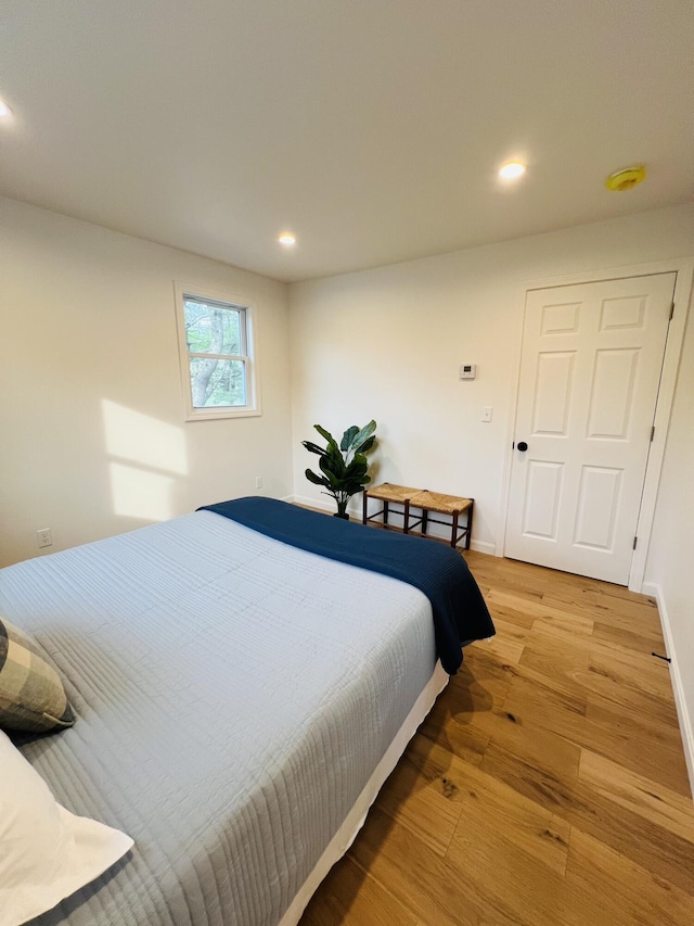 23 Ichabod Ln, Hampden, ME 04444 - bedroom featuring light wood-type flooring, recessed lighting, and baseboards