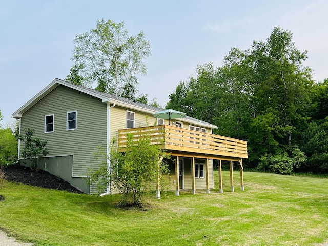 23 Ichabod Ln, Hampden, ME 04444 - rear view of house featuring a yard and a wooden deck