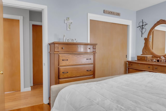 6 Goff Ave, Lewiston, ME 04240 - bedroom featuring light wood-style floors and baseboards