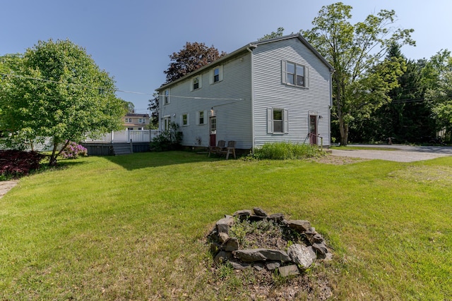 110 Elm St, North Berwick, ME 03906 - rear view of property featuring a yard